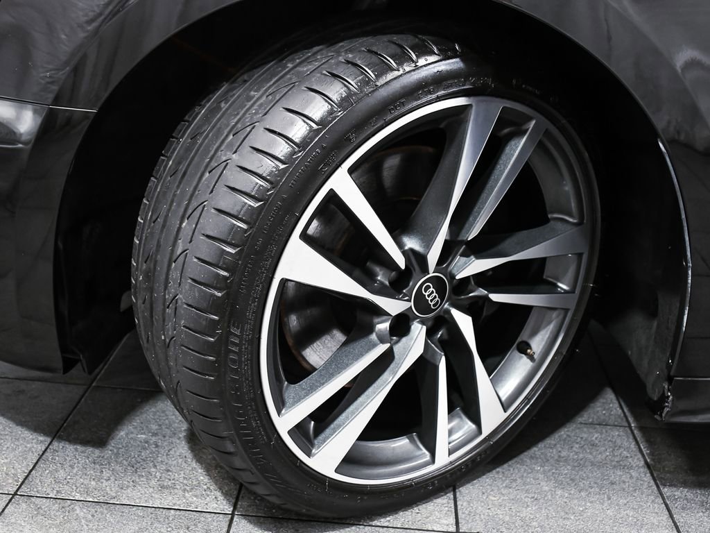 Used 2024 Audi S5 Premium w/ Convenience Package image 7