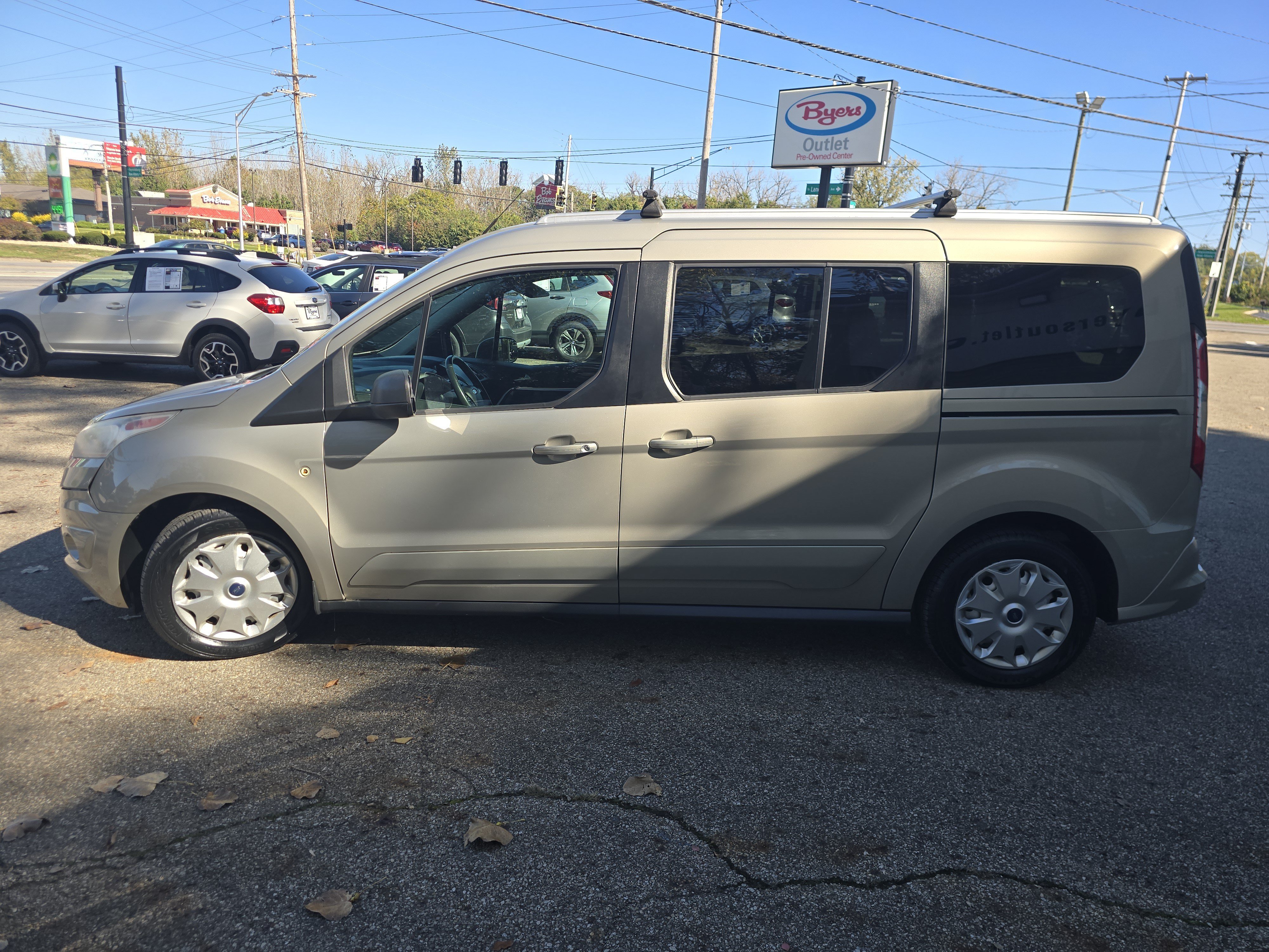 Used 2014 Ford Transit Connect XLT FWD image 4