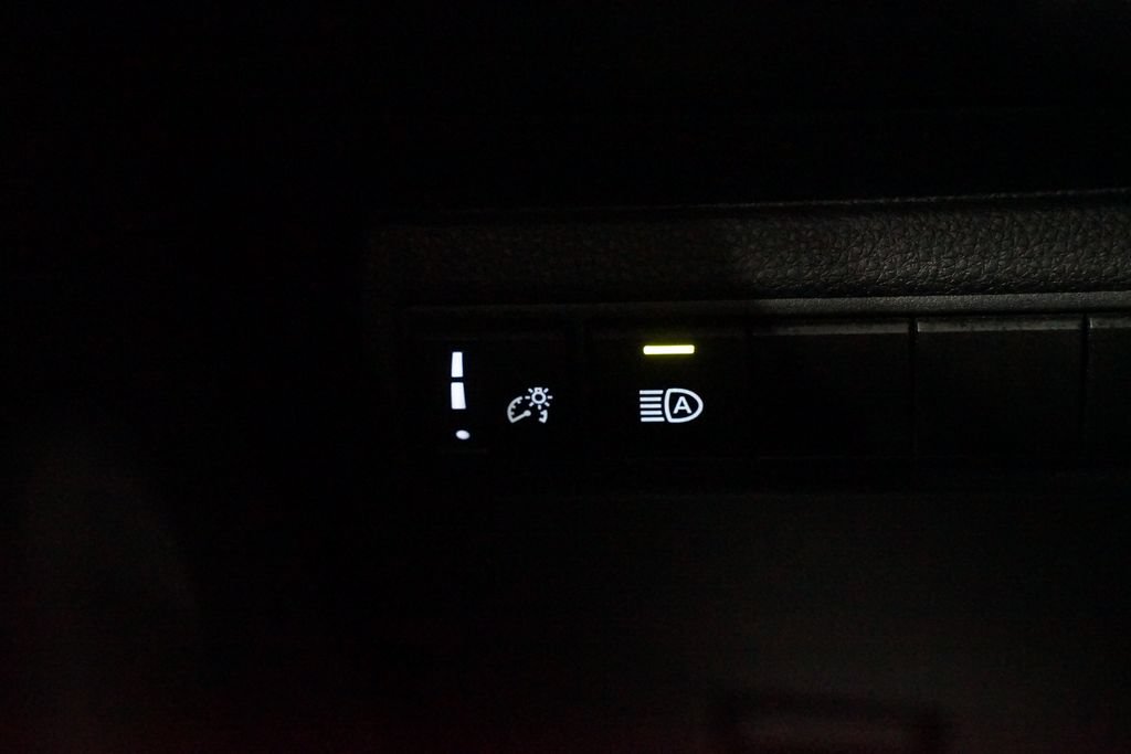 Certified 2024 Toyota Corolla LE FWD image 22