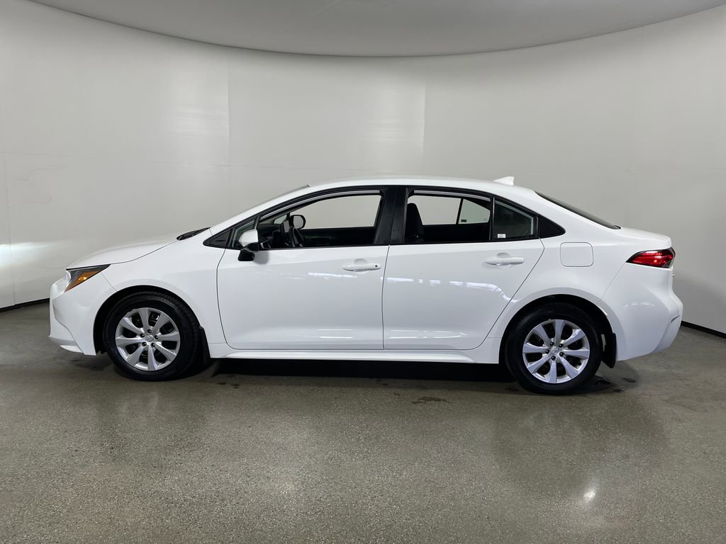 Certified 2025 Toyota Corolla LE FWD image 6