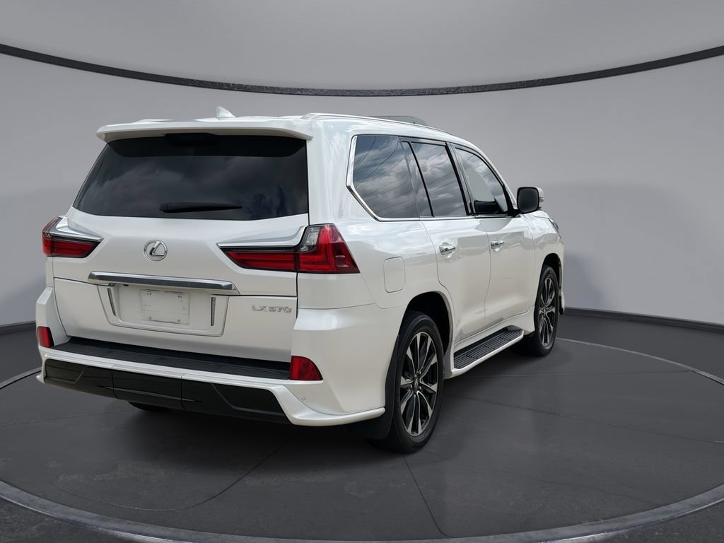 Used 2021 Lexus LX 570 4WD w/ Sport Package image 11