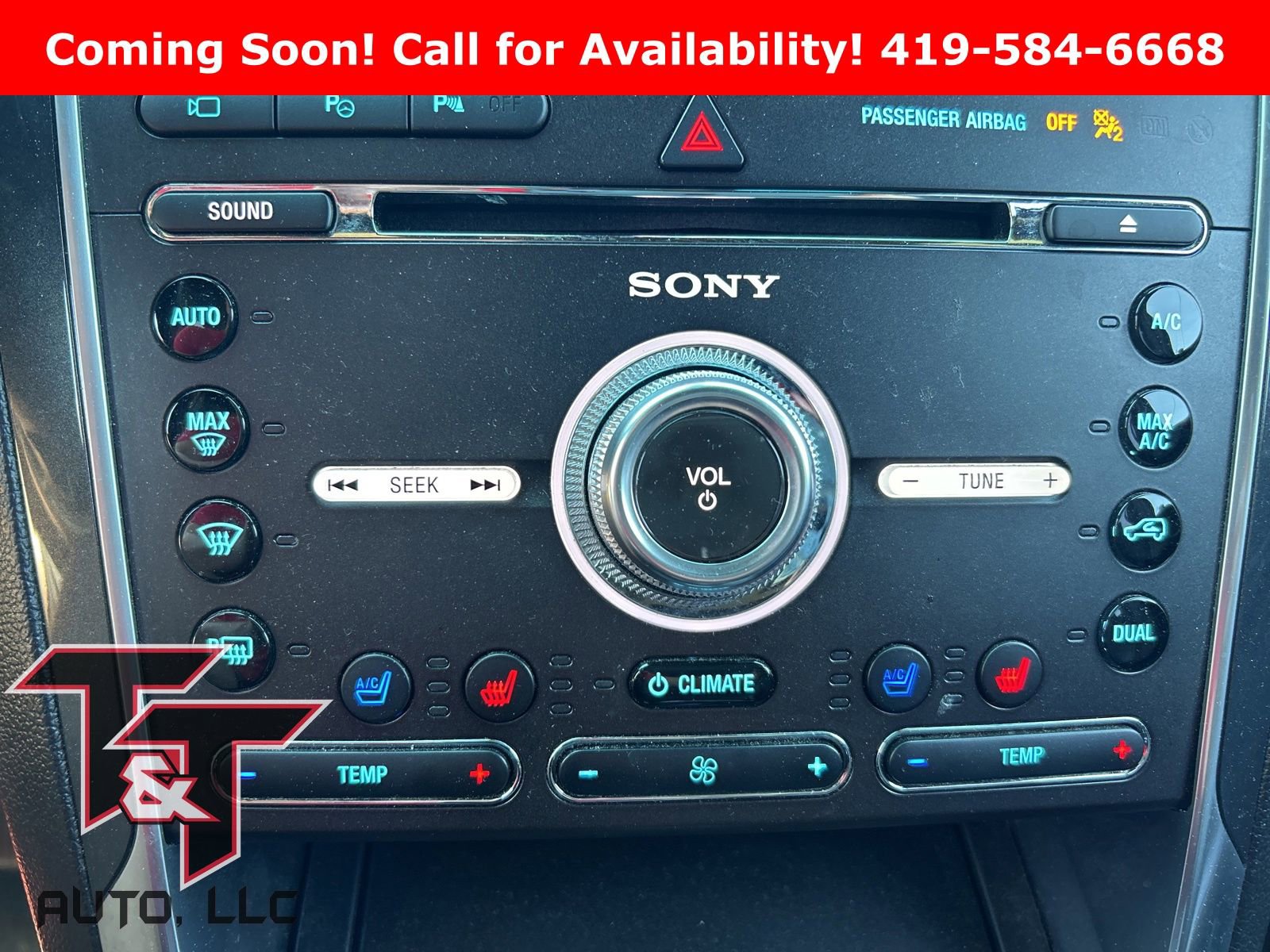 Used 2016 Ford Explorer Limited w/ Equipment Group 301A AWD/4WD image 12