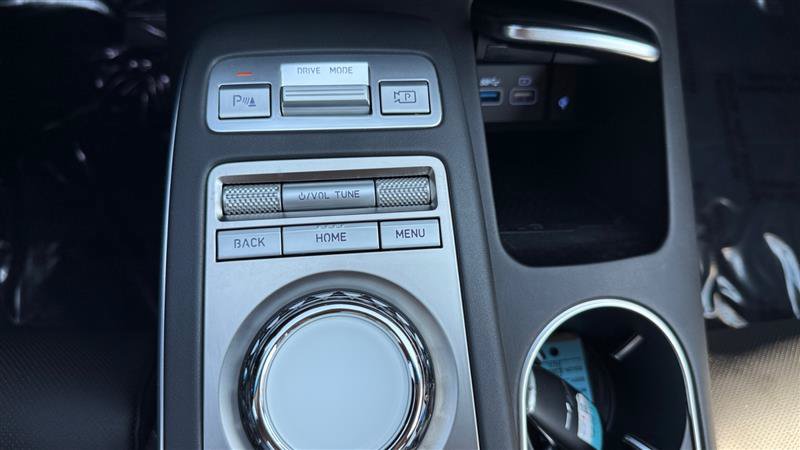 Used 2025 Genesis GV70 2.5T AWD/4WD image 34