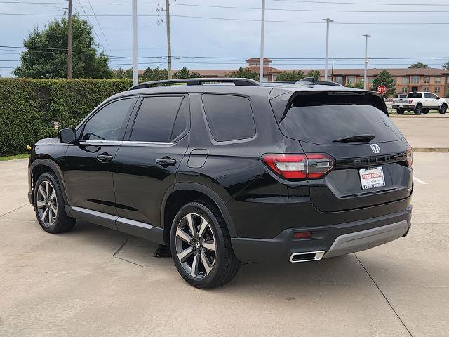 Used 2024 Honda Pilot Touring image 7
