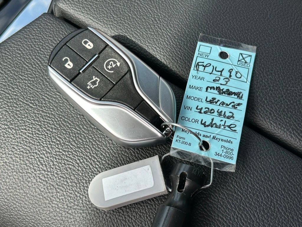 Used 2023 Maserati Levante GT AWD/4WD image 66