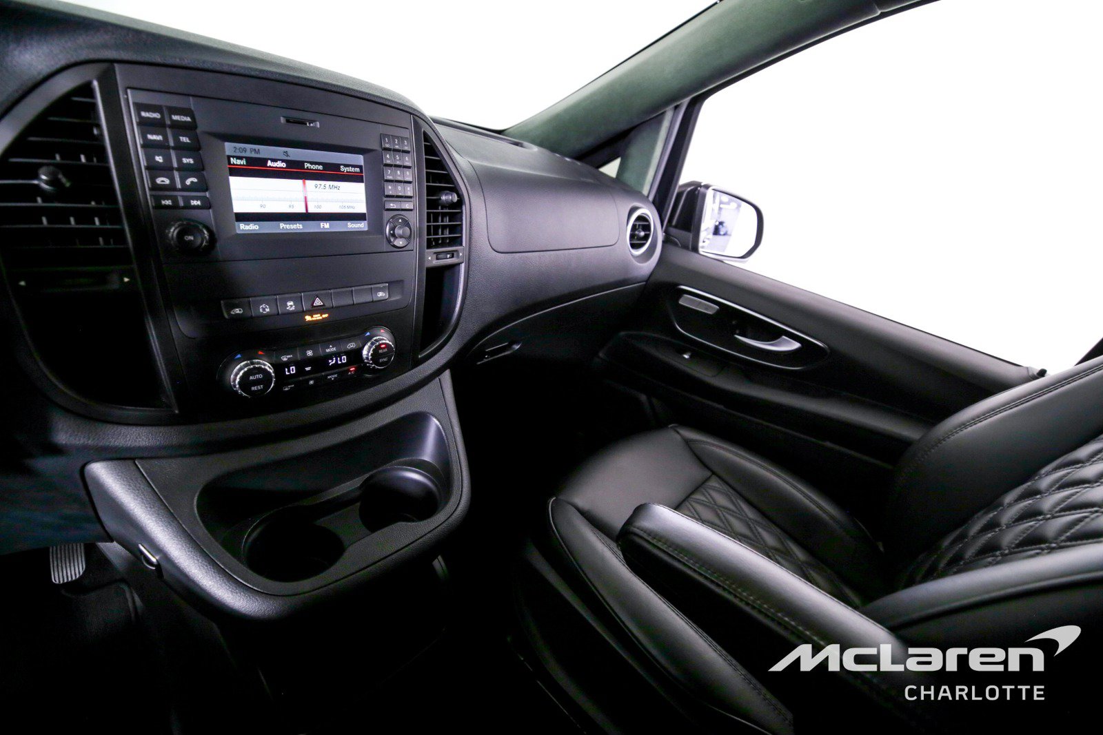 Used 2018 Mercedes-Benz Metris Passenger image 15