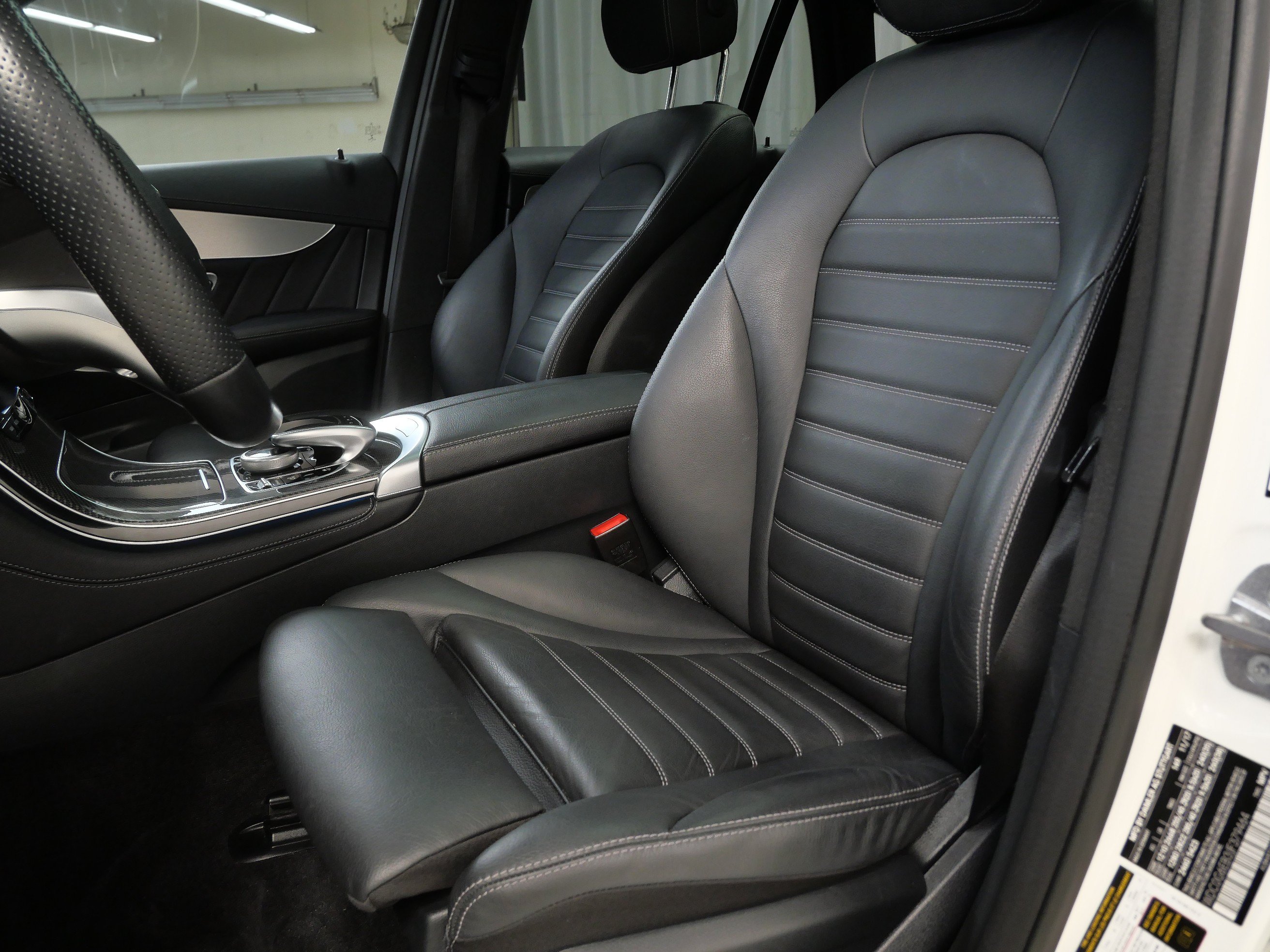 Used 2018 Mercedes-Benz GLC 43 AMG 4MATIC image 3