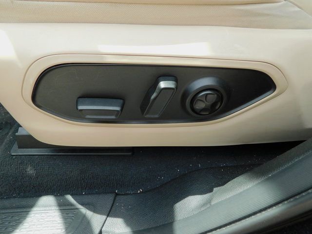 Used 2023 Jeep Grand Cherokee Limited image 8