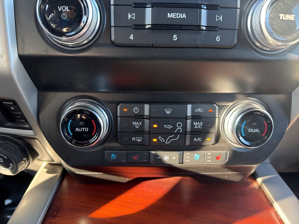 Used 2020 Ford F350 King Ranch w/ Tremor Off-Road Package image 19