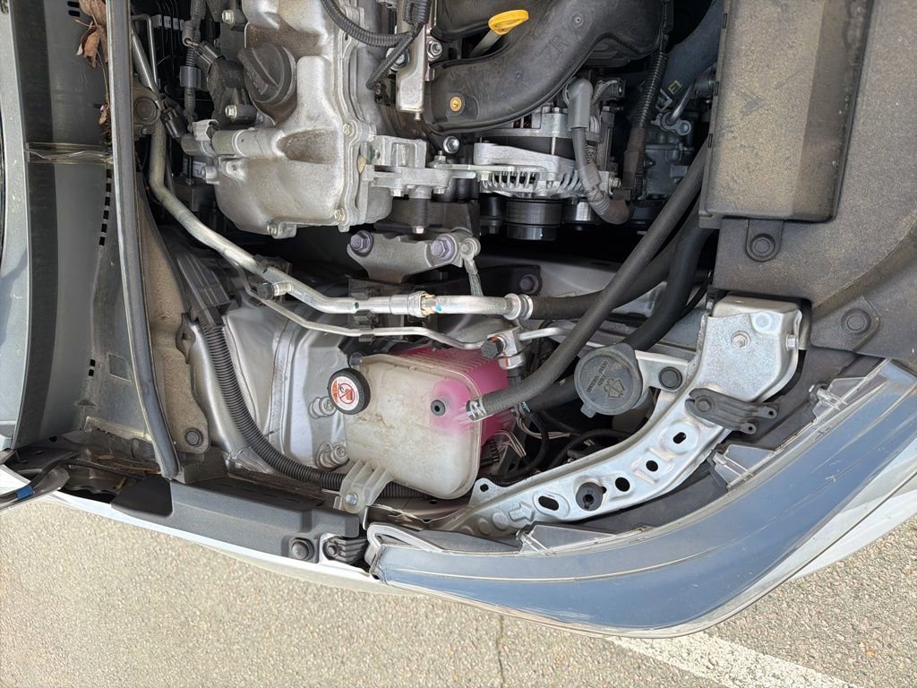 Used 2021 Toyota Corolla LE image 49