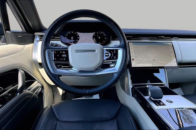 Used 2024 Land Rover Range Rover Long Wheelbase SE AWD/4WD image 11