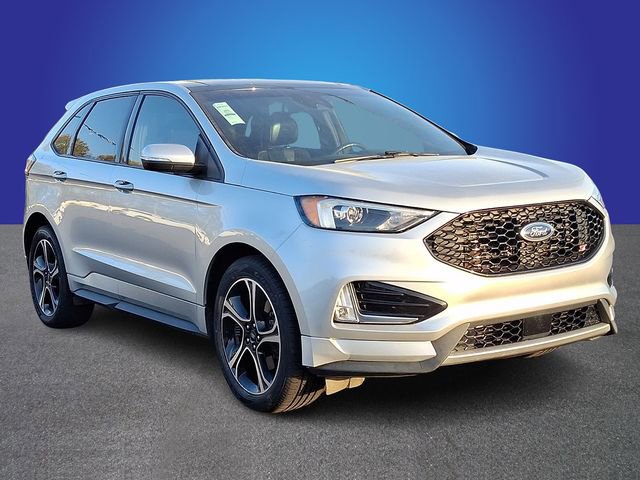 Used 2019 Ford Edge ST image 3