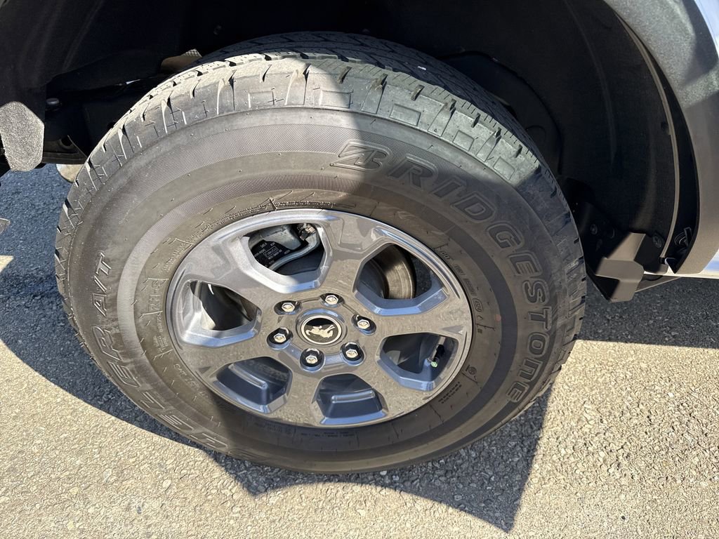 Used 2025 Ford Bronco Big Bend image 18