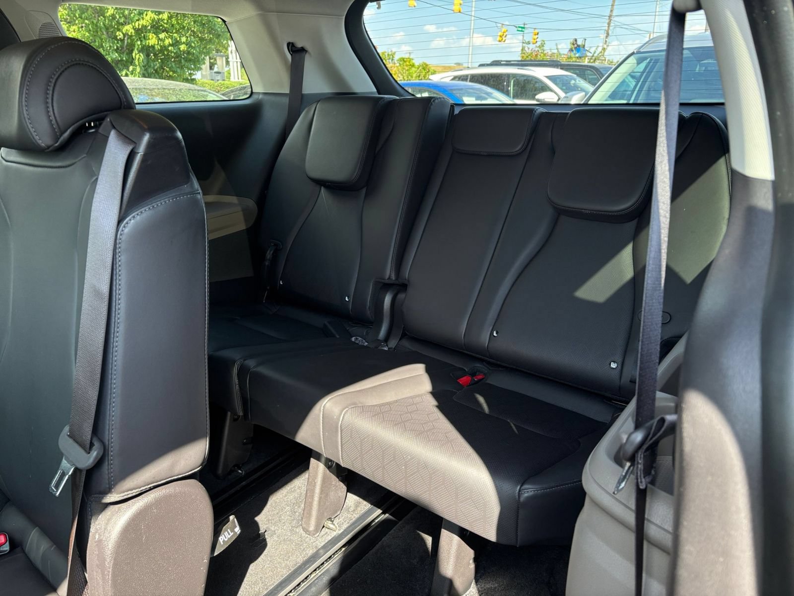 Used 2026 Kia Carnival FWD image 30