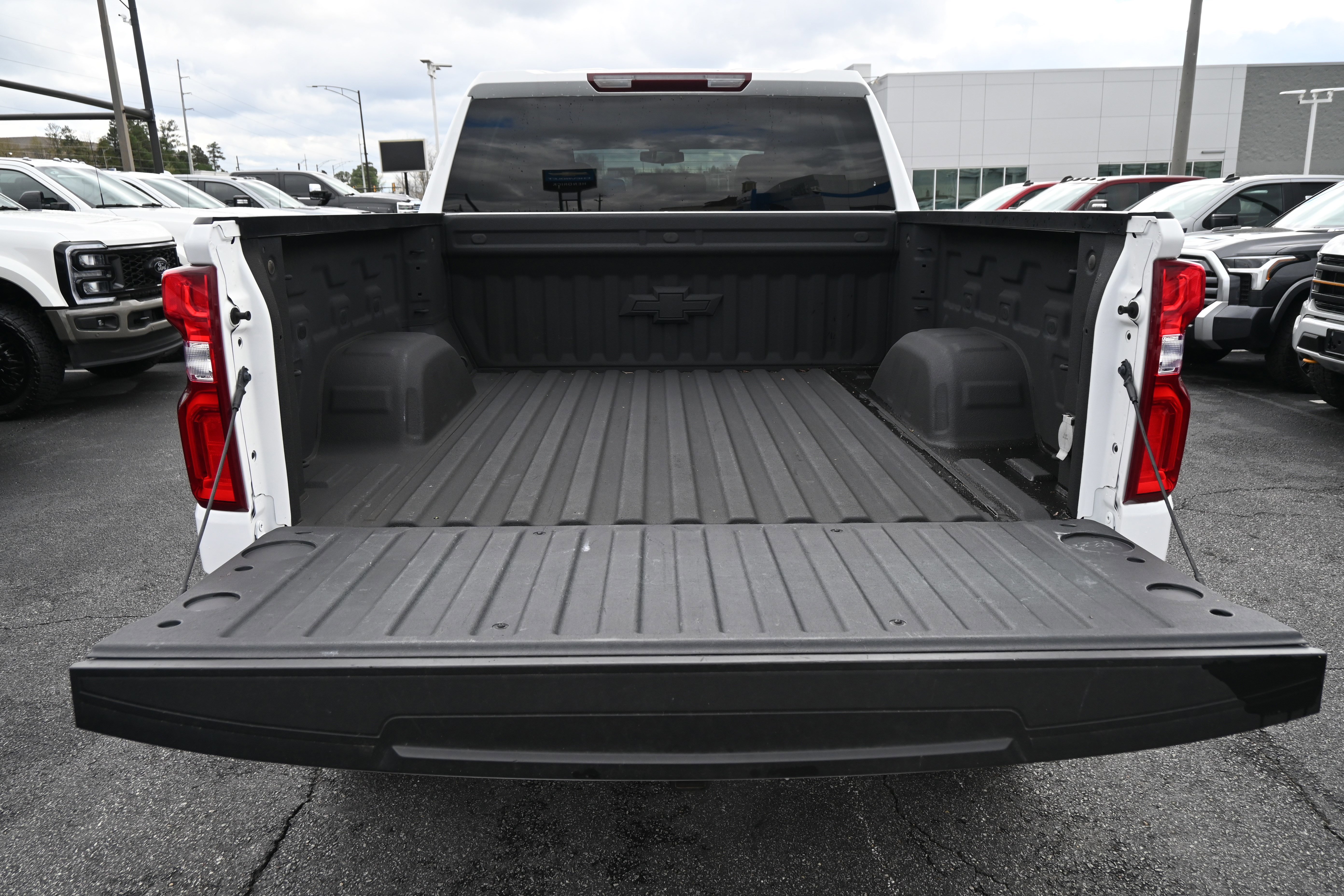 Used 2024 Chevrolet Silverado 1500 RST image 13
