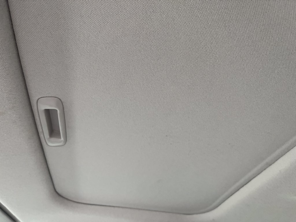 Used 2025 Hyundai Venue SEL FWD image 21