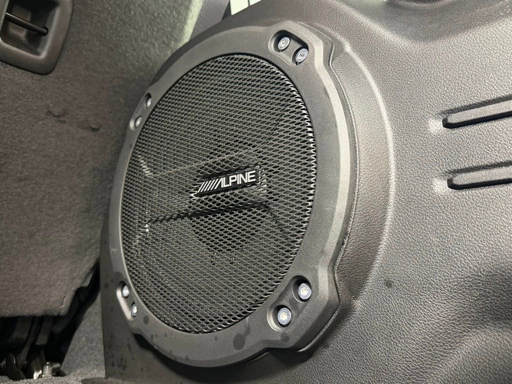 Used 2024 Jeep Wrangler Unlimited Rubicon w/ Capability Package image 29