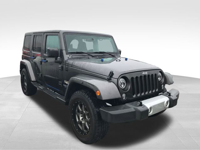 Used 2014 Jeep Wrangler Unlimited Sahara w/ Max Tow Package image 10