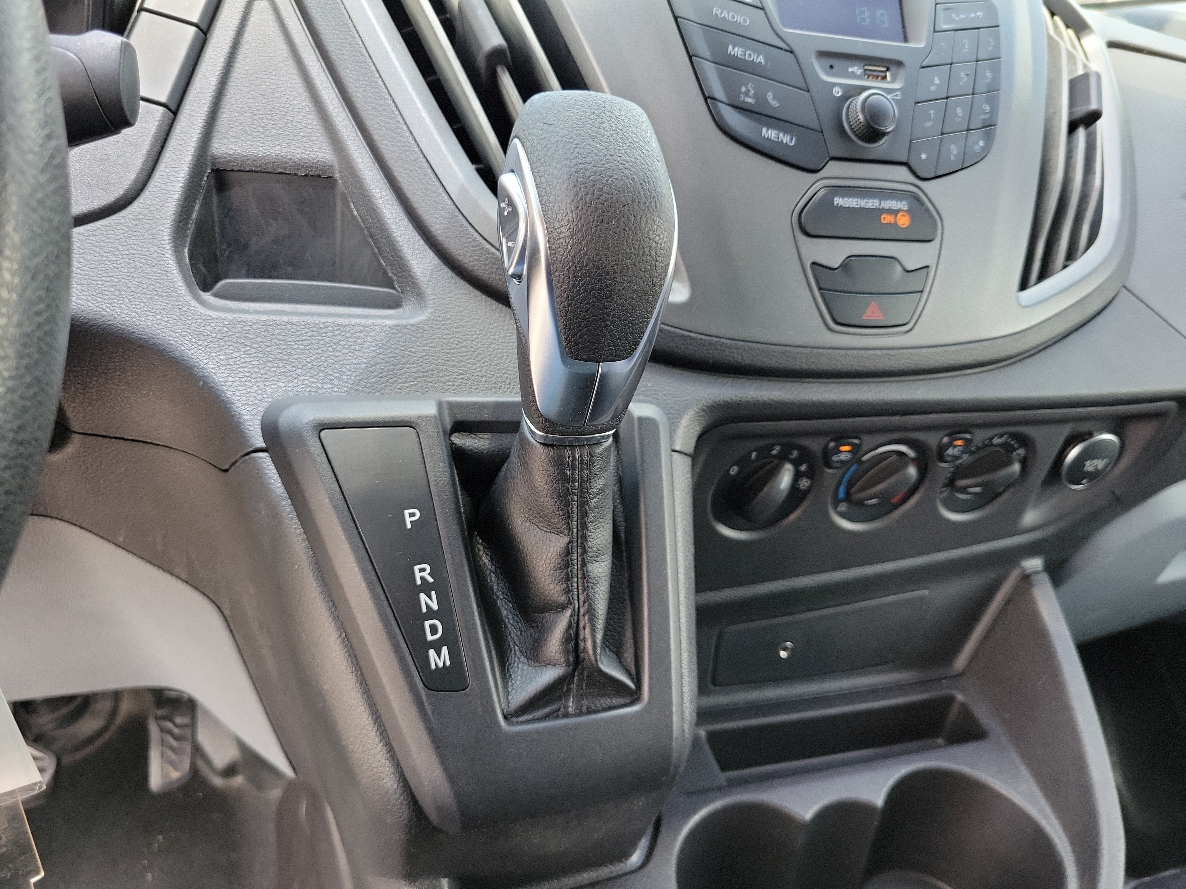 Used 2019 Ford Transit 150 148 Low Roof RWD image 23
