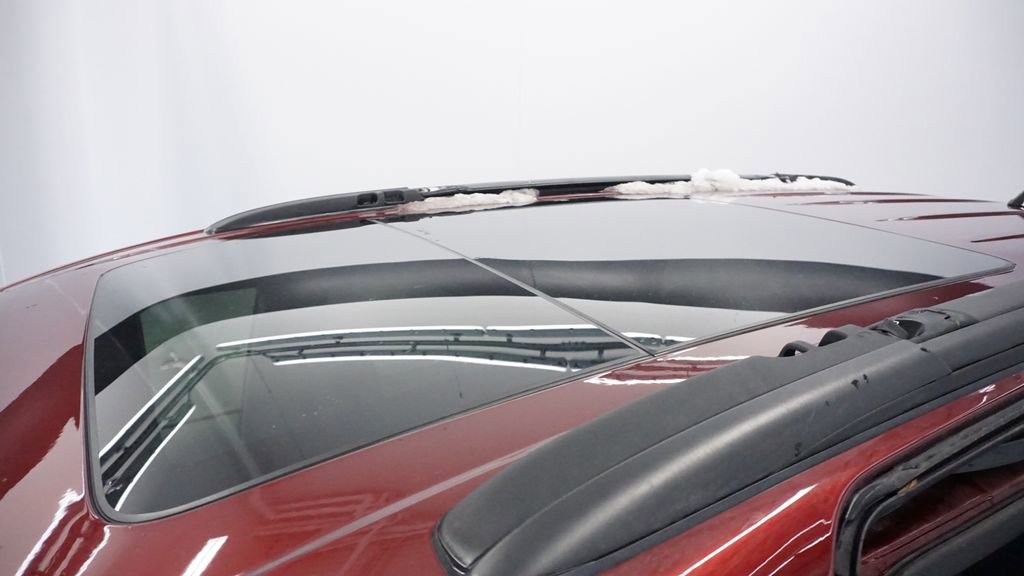 Used 2023 Chrysler Pacifica Limited image 39