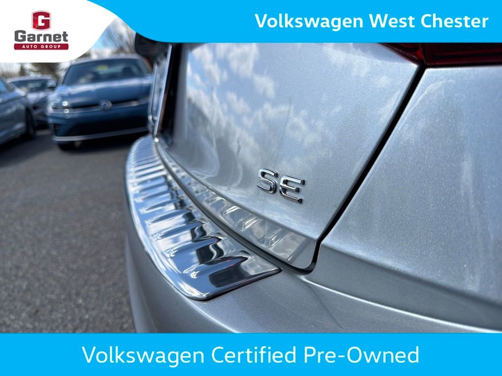 Certified 2023 Volkswagen Jetta SE FWD image 38