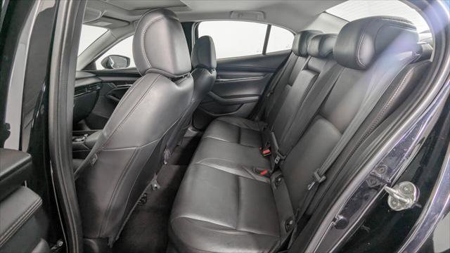 Used 2022 MAZDA MAZDA3 s image 18