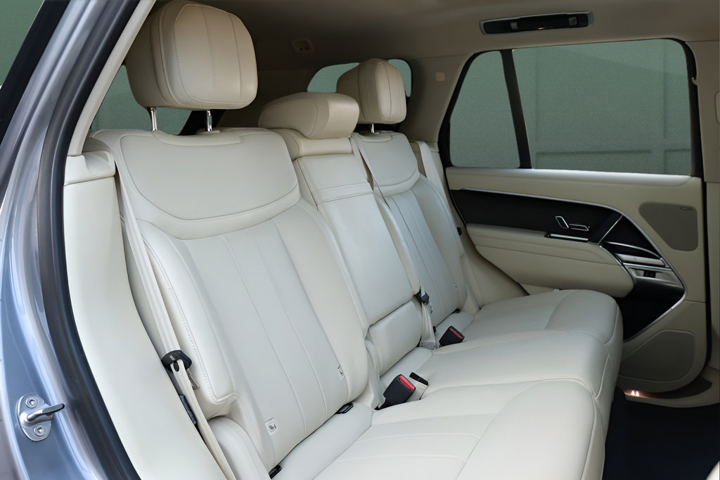Used 2023 Land Rover Range Rover SE AWD/4WD image 14