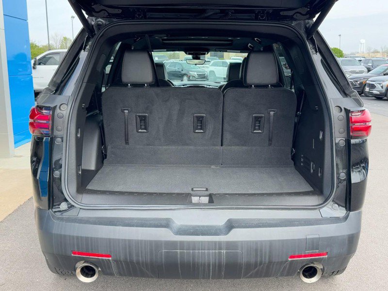 Used 2023 Chevrolet Traverse RS image 5