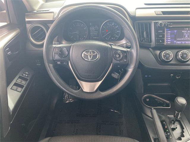 Certified 2018 Toyota RAV4 LE w/ Carpet Mat Package AWD/4WD image 28