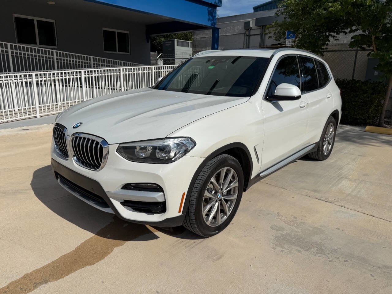 Used 2019 BMW X3 sDrive30i w/ Driving Assistance Package image 1