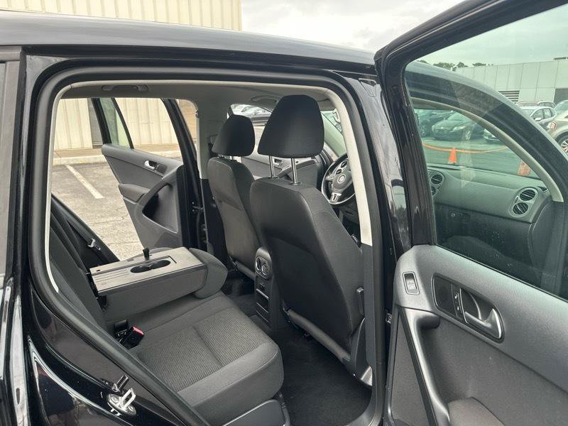 Used 2013 Volkswagen Tiguan S AWD/4WD image 39