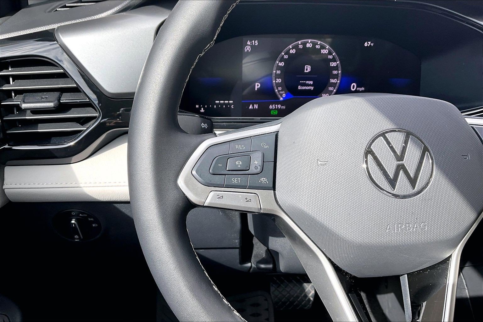 Certified 2025 Volkswagen Taos S FWD image 18