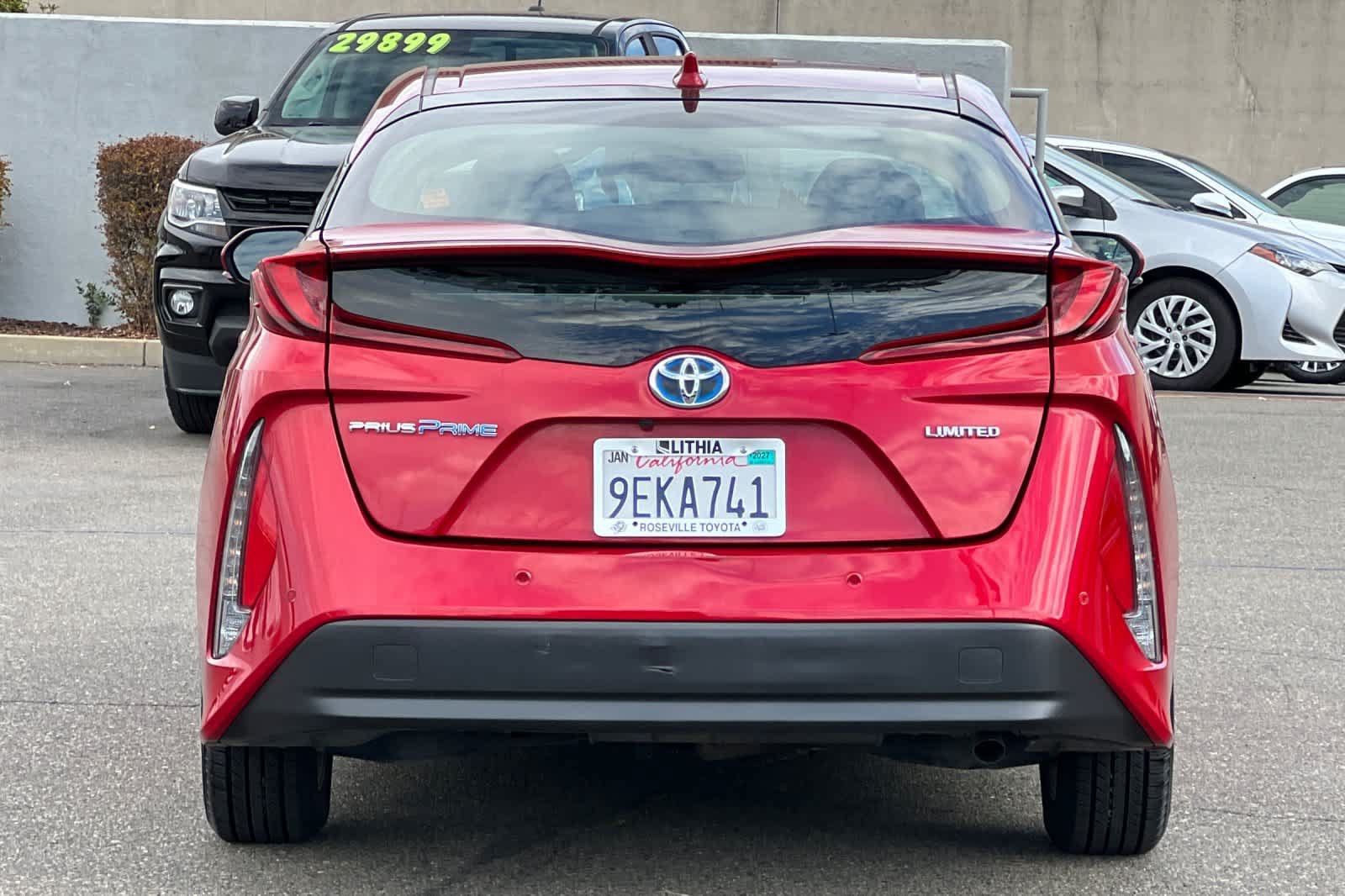 Certified 2022 Toyota Prius Prime Limited FWD image 8