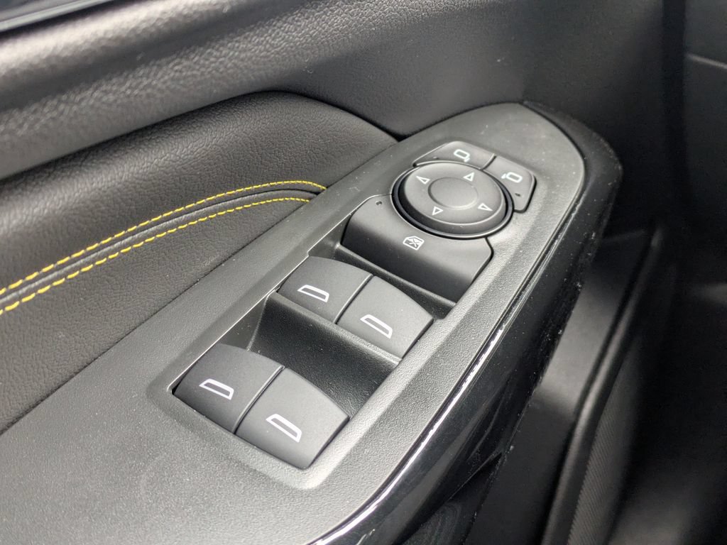 New 2026 Chevrolet Trax LT FWD image 23