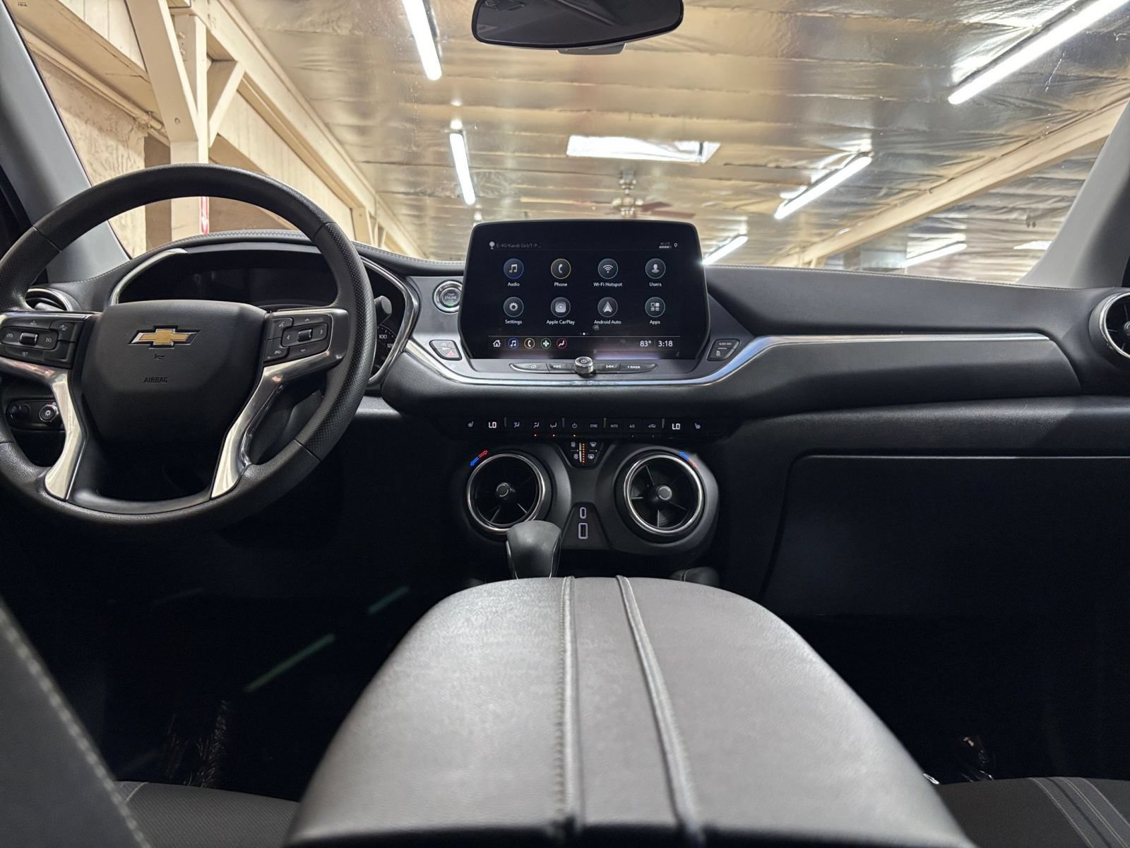 Used 2025 Chevrolet Blazer LT FWD image 33