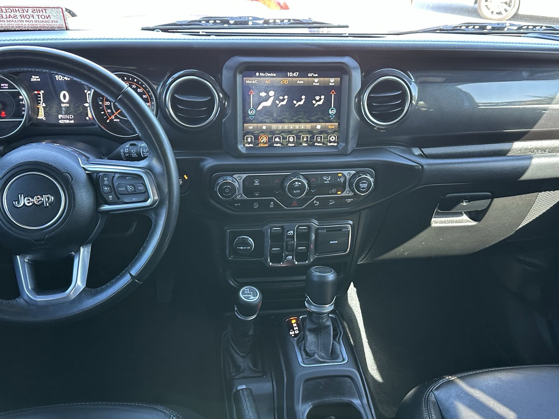 Used 2020 Jeep Wrangler Unlimited Sahara image 15