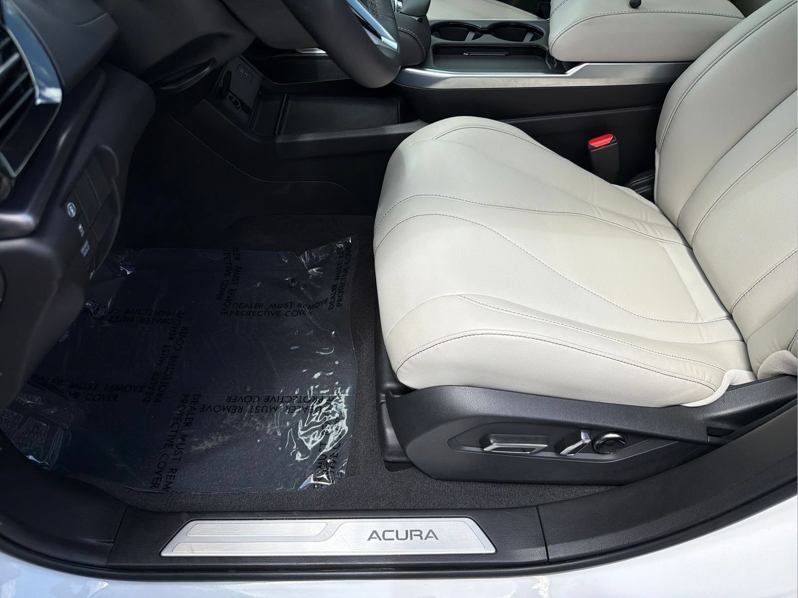 Used 2025 Acura RDX SH-AWD image 31
