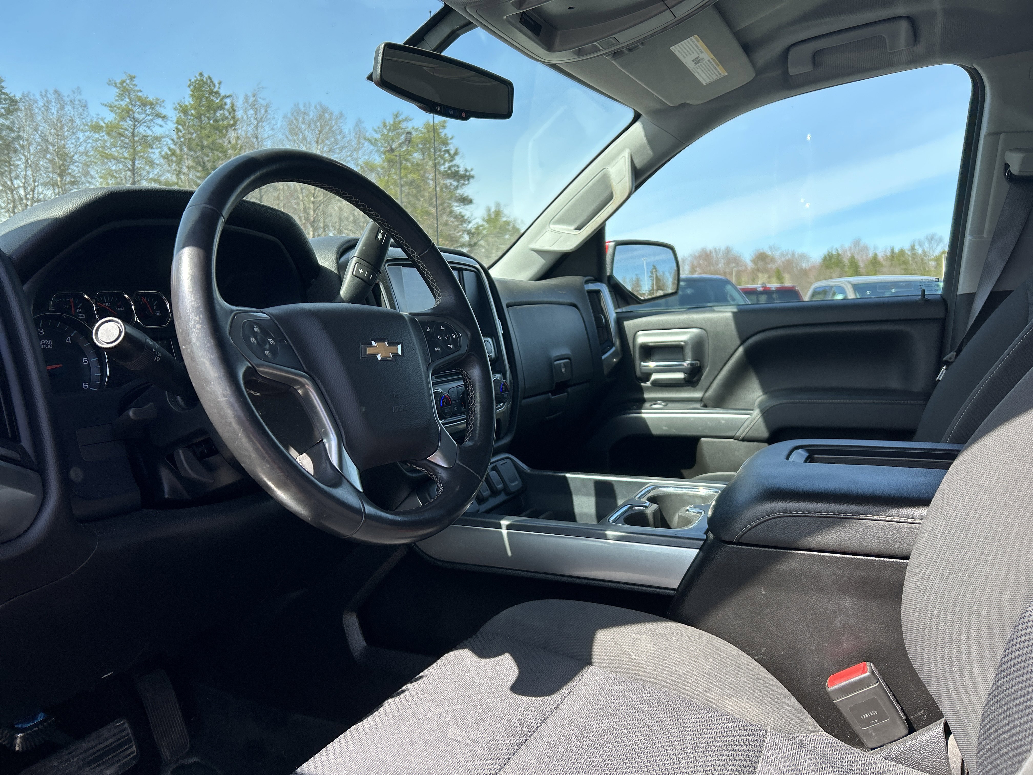 Used 2017 Chevrolet Silverado 1500 LT w/ All Star Edition AWD/4WD image 11