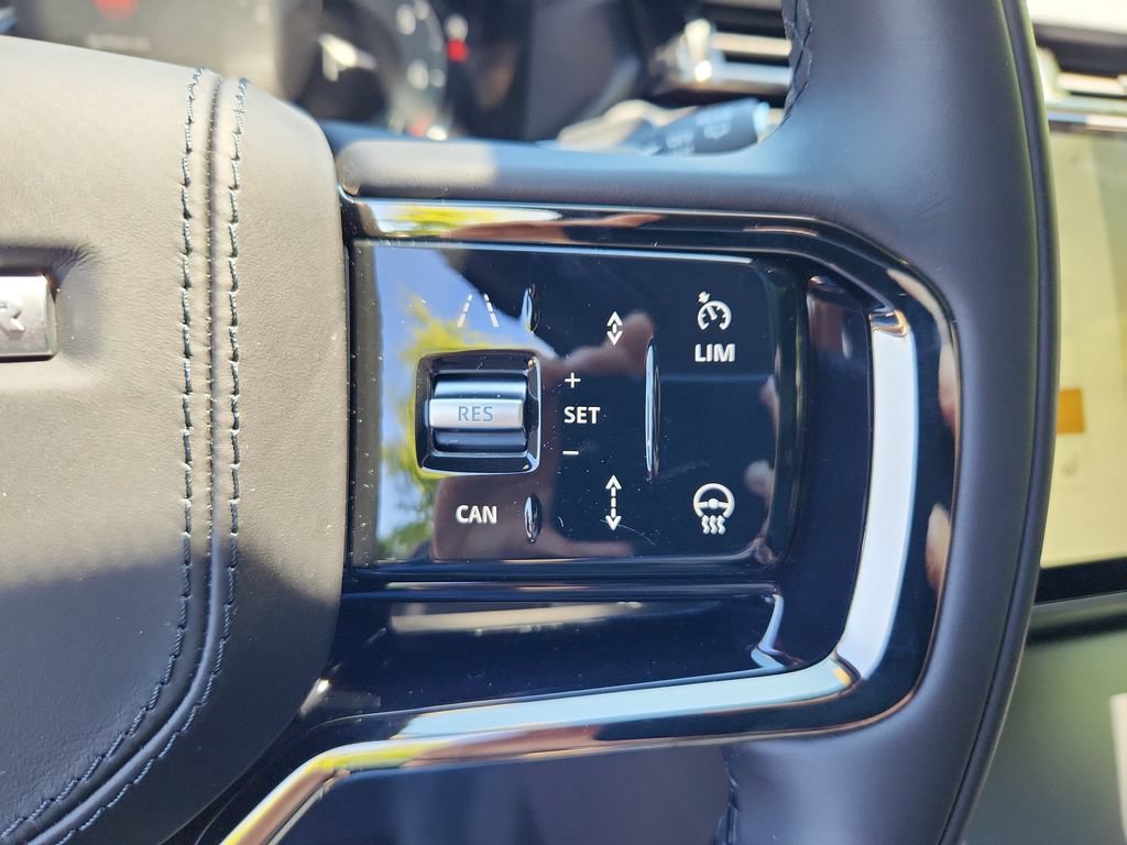 New 2026 Land Rover Range Rover Velar S AWD/4WD image 20