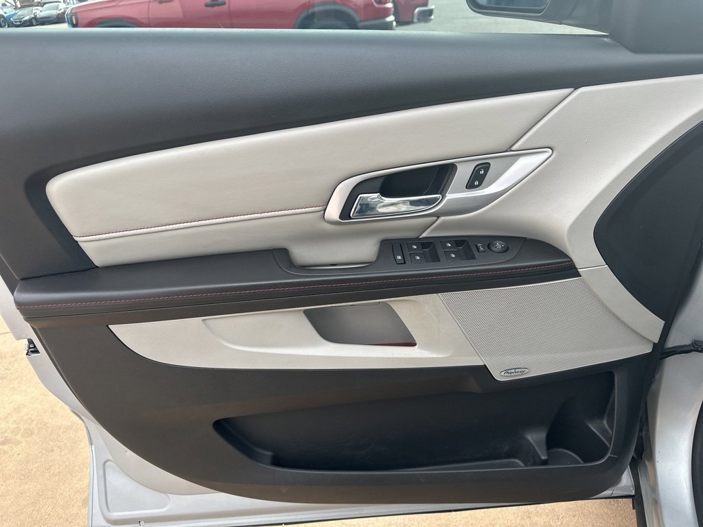 Used 2015 GMC Terrain SLT image 14