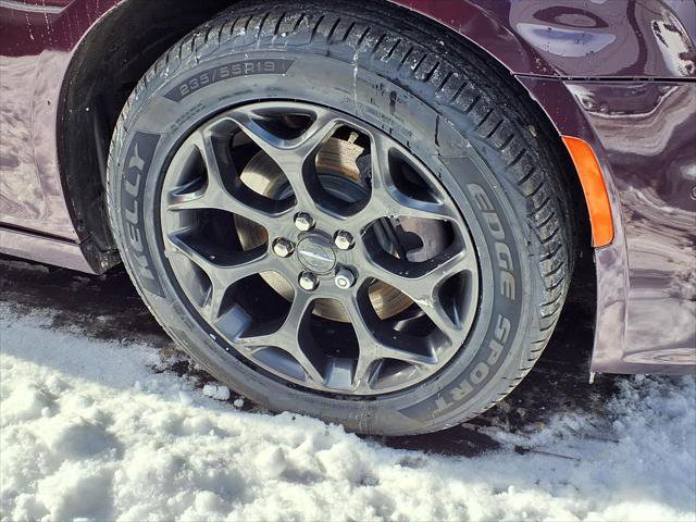 Certified 2020 Chrysler 300 Touring L w/ 300 Premium Group image 26