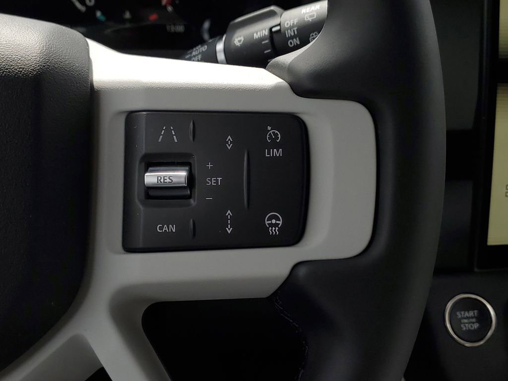 New 2026 Land Rover Defender 130 X-Dynamic SE image 16