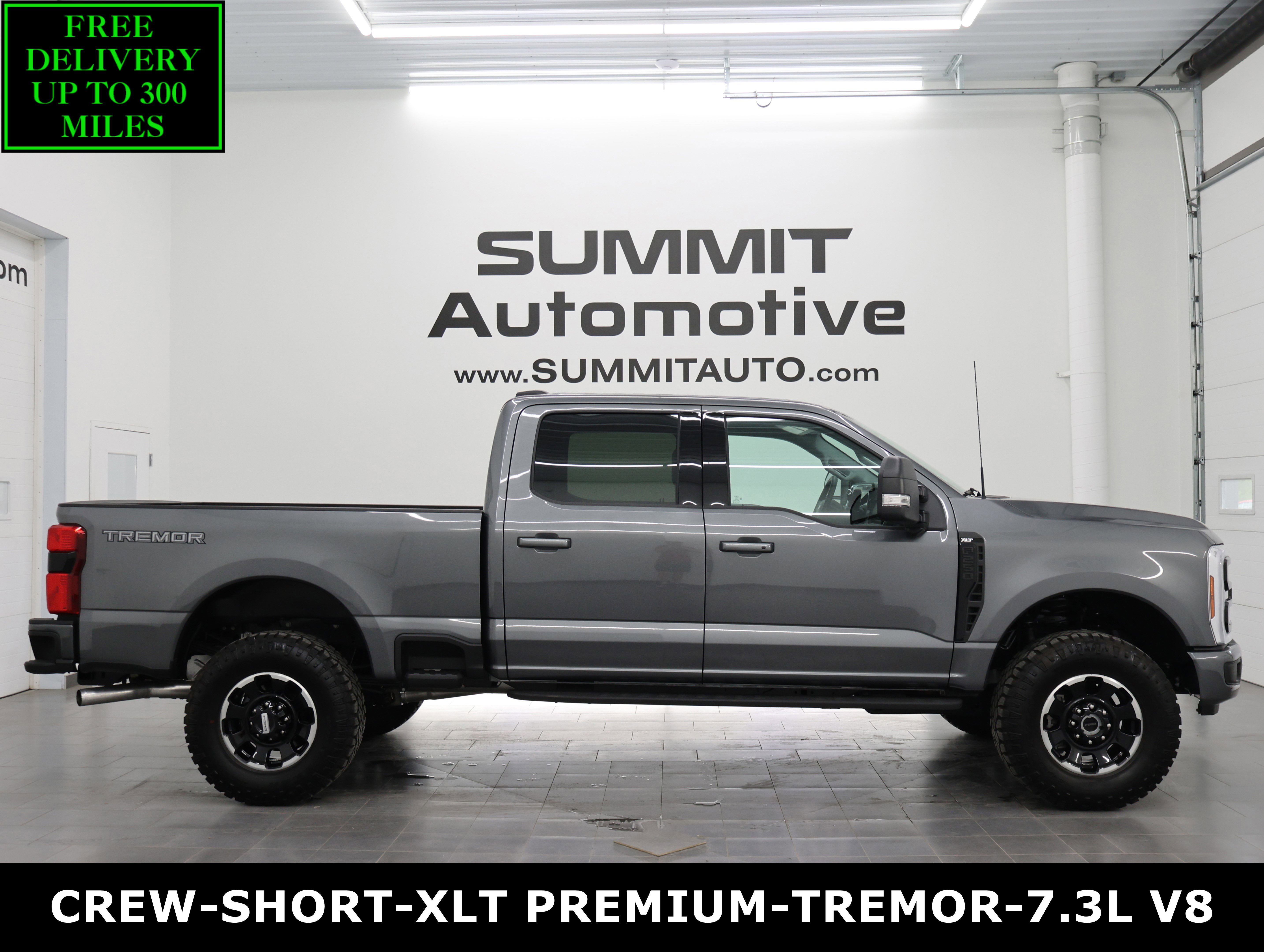 Used 2025 Ford F250 XLT w/ Black Appearance Package AWD/4WD image 1