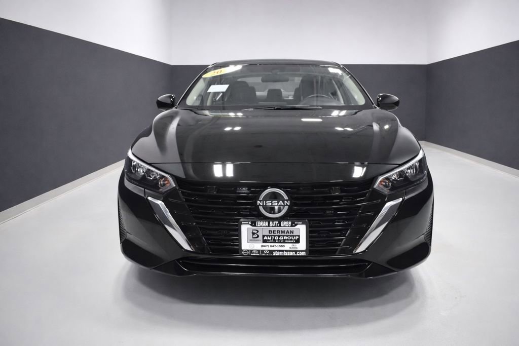 Used 2025 Nissan Sentra S image 6