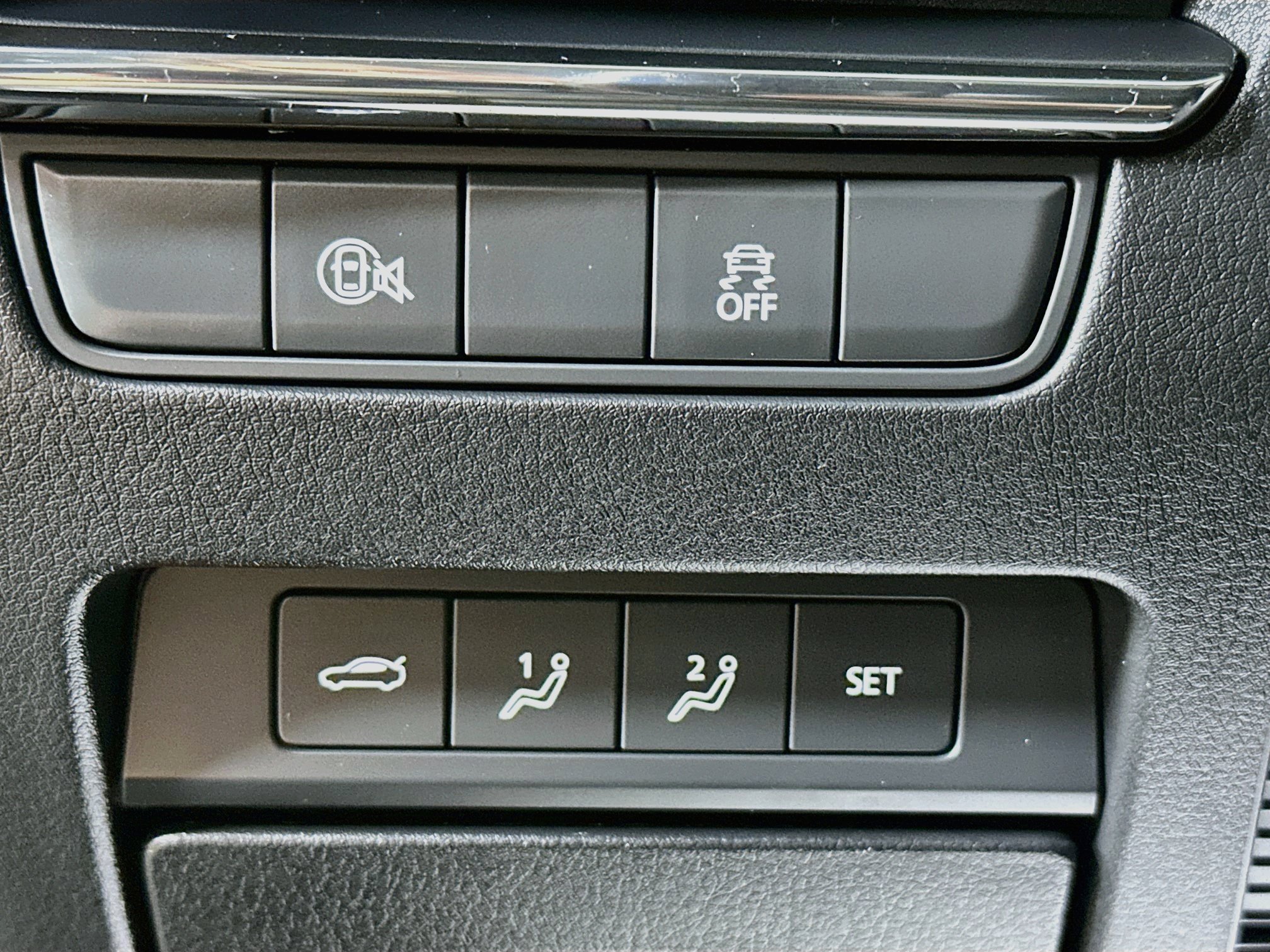 Used 2024 MAZDA MAZDA3 s FWD image 10