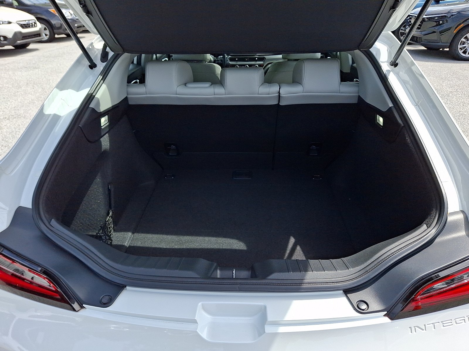 Used 2025 Acura Integra FWD image 28