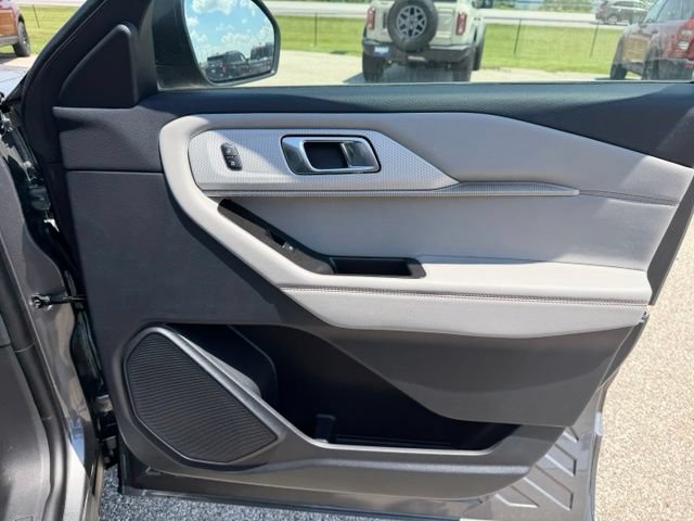 New 2026 Ford Explorer Active w/ Active Comfort Package AWD/4WD image 35
