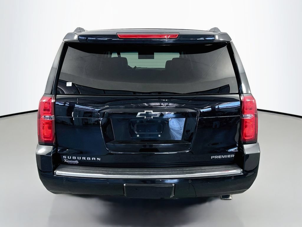 Used 2019 Chevrolet Suburban Premier w/ Premier Plus Edition AWD/4WD image 6
