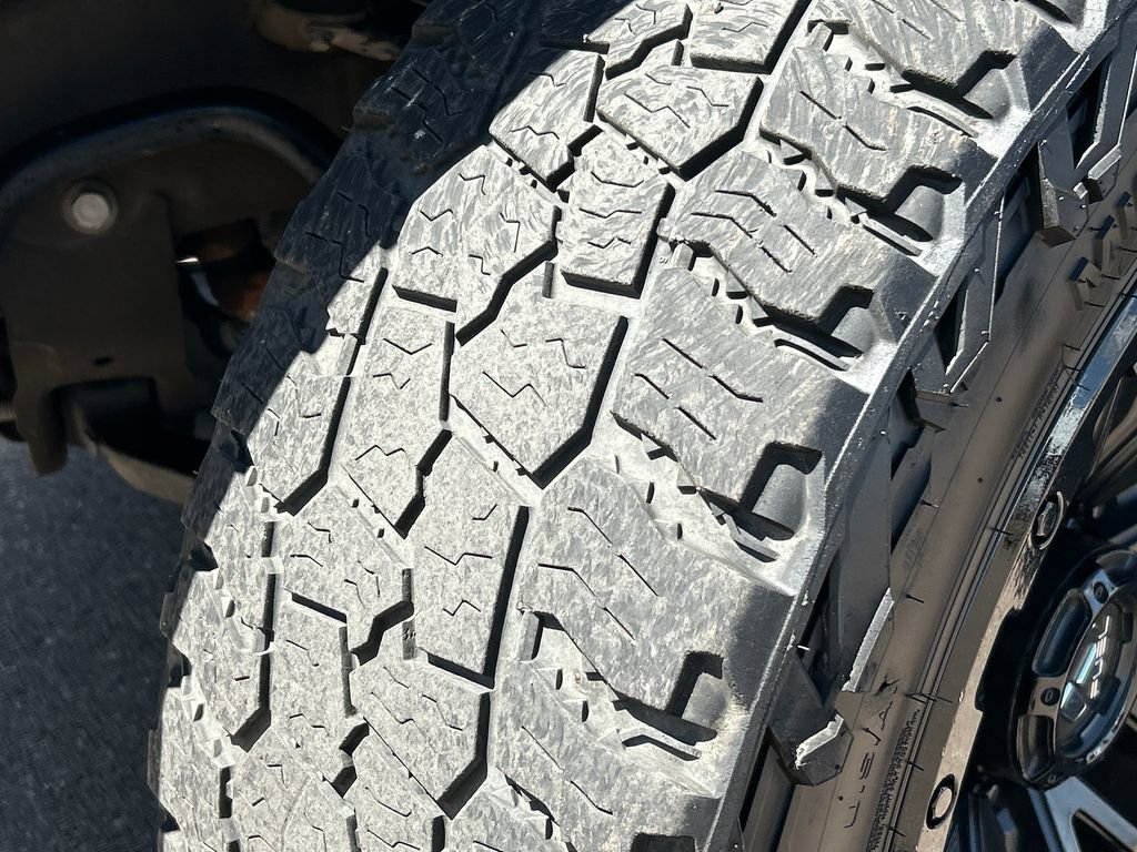 Used 2024 Chevrolet Silverado 3500 High Country w/ High Country Premium Package image 27