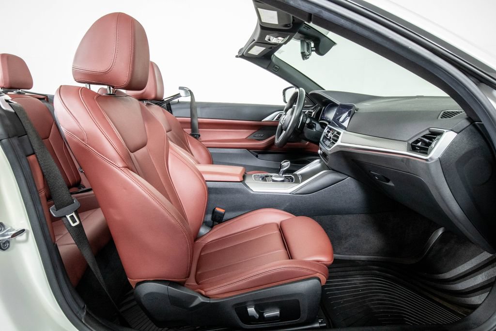 Used 2023 BMW 430i xDrive Convertible w/ M Sport Package AWD/4WD image 11